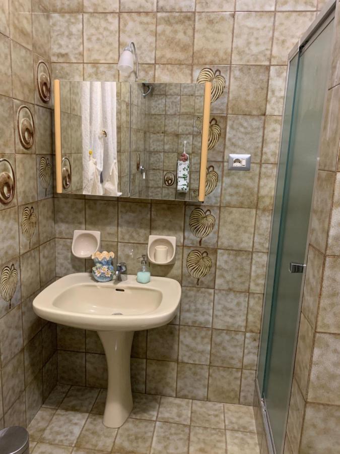 Vila La Casa Dei Due Aranci Albisola Superiore Exteriér fotografie