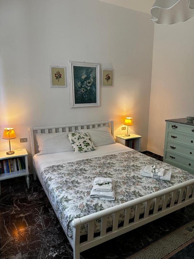 Vila La Casa Dei Due Aranci Albisola Superiore Exteriér fotografie
